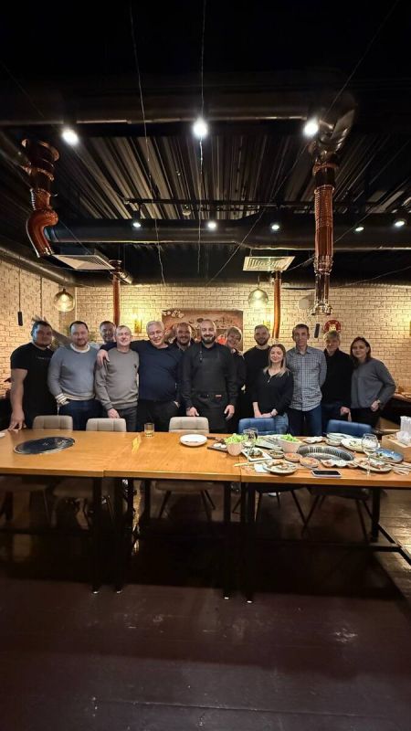 Новый взгляд на корпоратив: мастер-класс по корейской кухне от команды Аксёнов Сервис