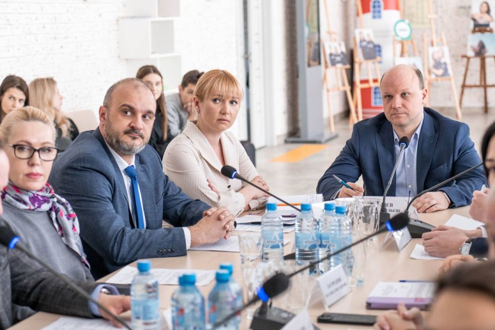 Игорь Михеев: Сегодня прошло заседание координационного совета, посвященное сотрудничеству с движением «Движение первых»