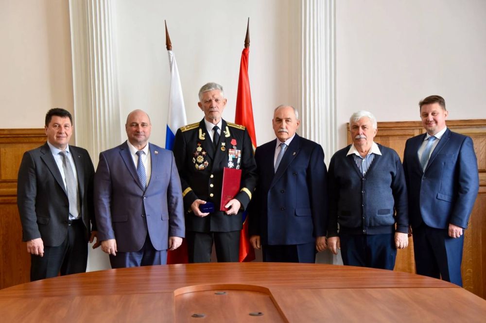 �������� ������: ������ �������� ������� ���������������� �������� ���������� ��������� �������� � ���� ��� 75-������� ������