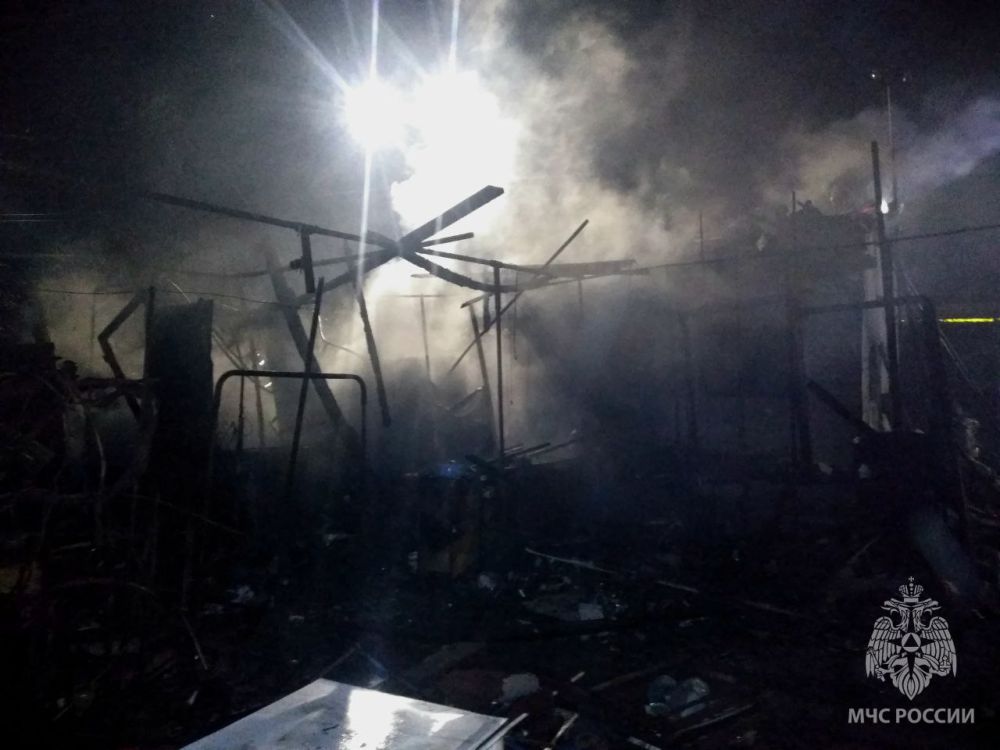 В Севастополе на пожаре в частном доме погибла женщина