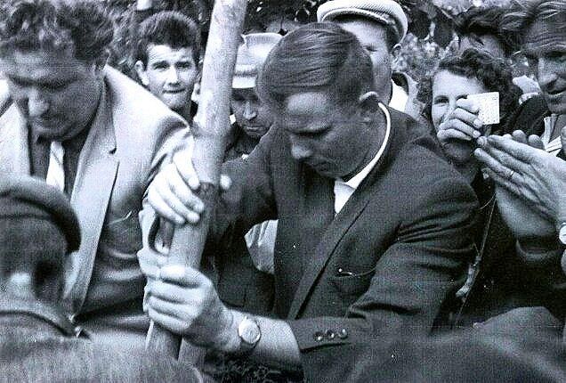 Гагарин и Севастополь. Уже 15 апреля 1961 года Юрию Гагарину присвоено звание Почётного гражданина Севастополя