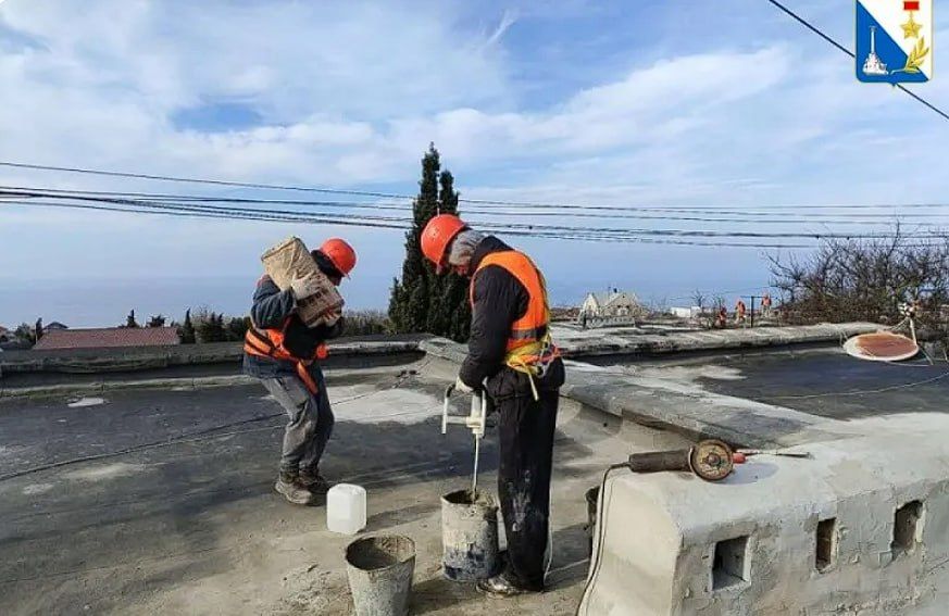 ������ 100 ��������������� ����� � ����������� ������� ����������� ����� ��� �������