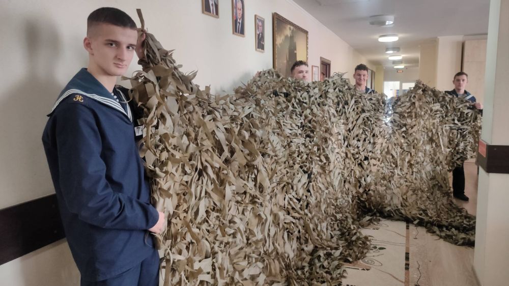 Воспитанники филиала НВМУ в г. Севастополе оказывают помощь и поддержку бойцам СВО Воспитанники филиала НВМУ в г. Севастополе оказывают помощь и поддержку бойцам СВО