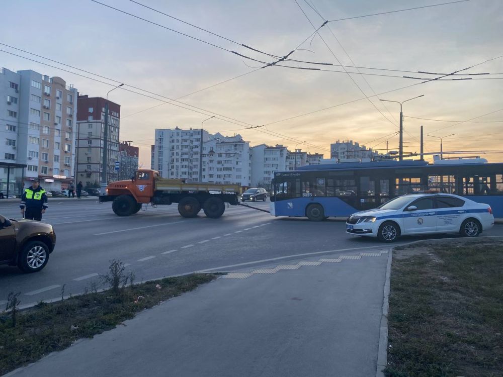 ����������� �������� ����� ��������������� � �����������