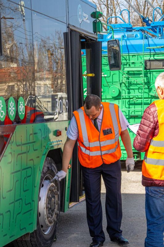 ������� ��� �������������������� ��. �.�. ����������� �������� � �������� ����������������� ���������� ����� � � ��������, ������������� � 11-� ��������� ������� �����