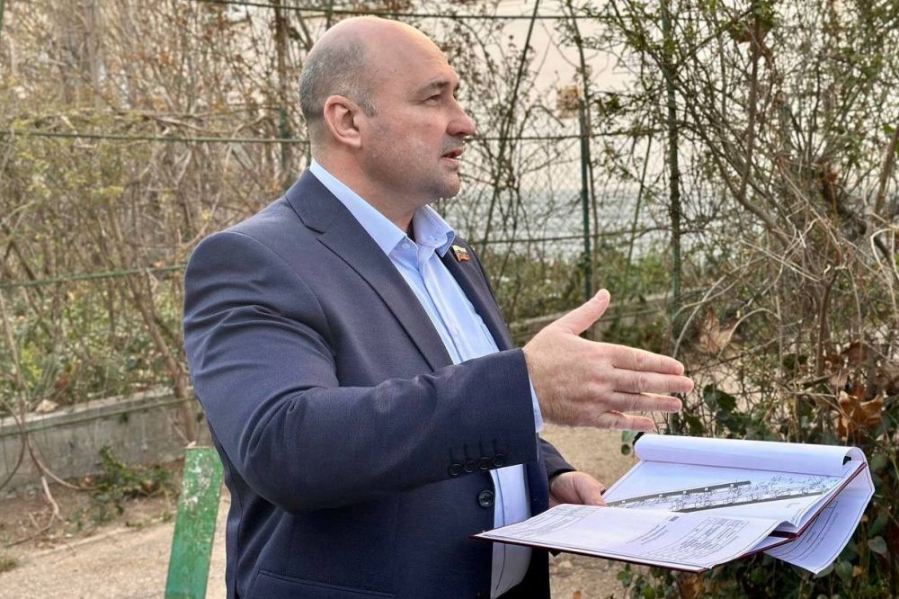 Владимир Немцев: Встретился с жителями домов №4 и №6 по улице Репина для обсуждения предстоящего благоустройства внутридворовой территории
