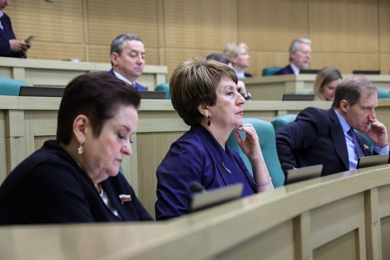Екатерина Алтабаева: Сенаторы одобрили одобрили внесение изменений в Федеральный закон о Следственном комитете РФ
