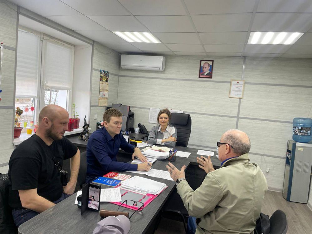 Сегодня исполняющий обязанности начальника Госжилнадзора Севастополя Светлана Козак провела прием граждан, которые обратились по вопросу ненадлежащего содержания общедомового имущества многоквартирного дома №244/7 по пр....