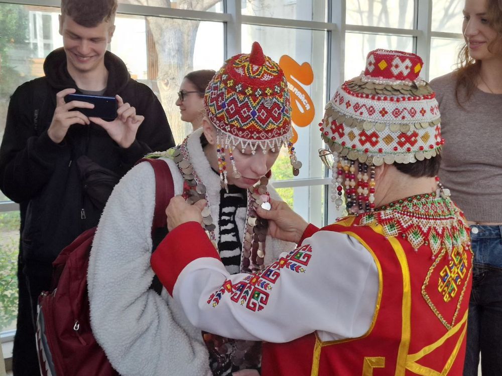 � ����� ������ ������ ���� ������ �������� ������� �����