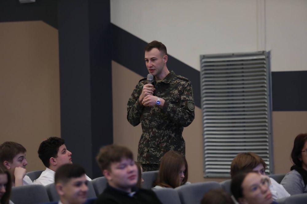 �������� ������ ����ͻ ���������� � ���� ������������� ����� � �������