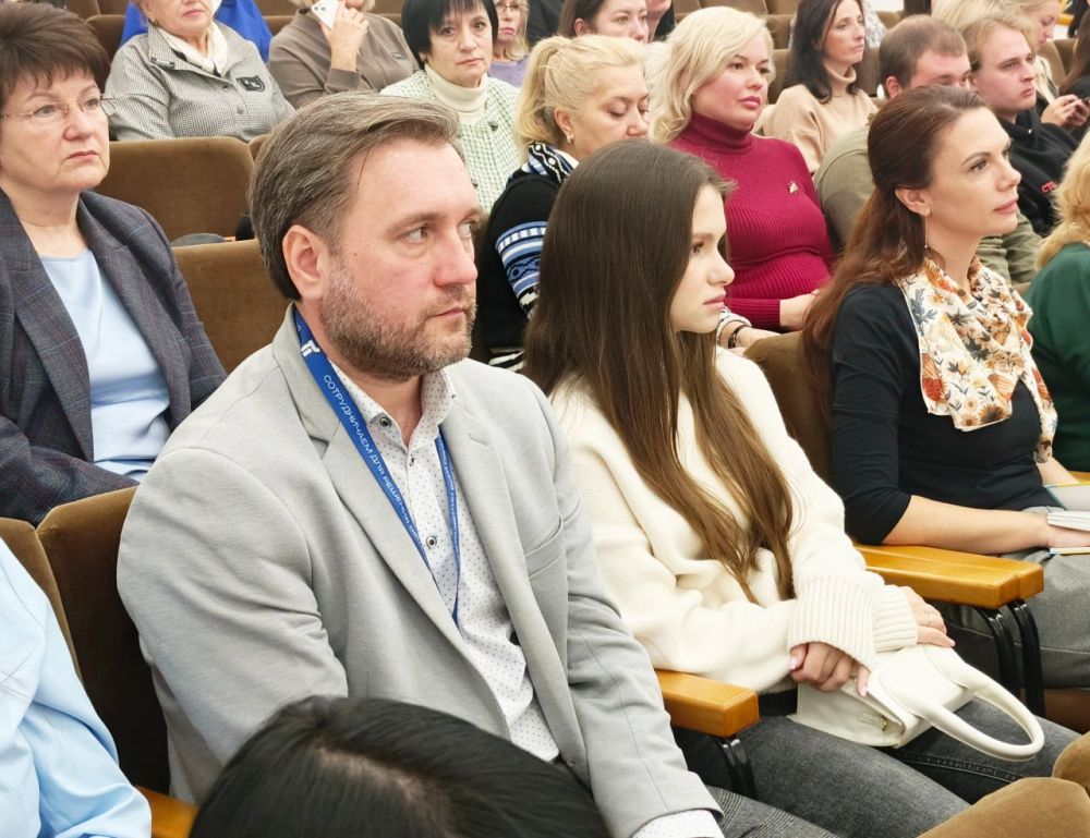 ���� �����������: ������ ������� � ����������� ������������ ������ � ����������� � ����� ��������� �������������� � �������, ������� ������ � ������ ������ �������� ������������������� � �����������, ����������� 10-�����...