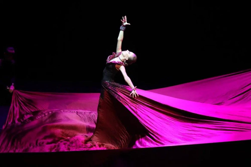 ��������� ���������: 18 ����� �������� �� �������� ���������������� �������������� ������ ����� ����� ������ ���������, ����������� 11-����� ������� �����, � ����������� ������ ��˻