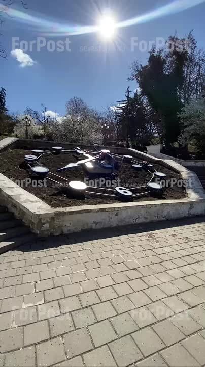 На Синопском спуске начали наладку часов