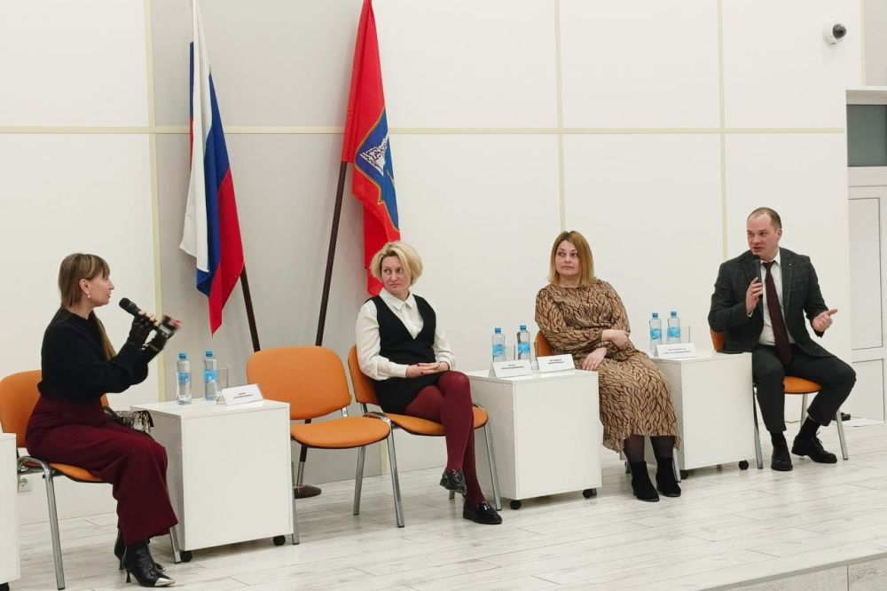 ���� �����������: ������ ������� � ����������� ������������ ������ � ����������� � ����� ��������� �������������� � �������, ������� ������ � ������ ������ �������� ������������������� � �����������, ����������� 10-�����...