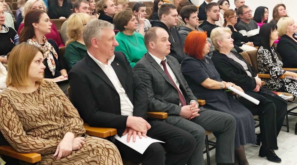 ���� �����������: ������ ������� � ����������� ������������ ������ � ����������� � ����� ��������� �������������� � �������, ������� ������ � ������ ������ �������� ������������������� � �����������, ����������� 10-�����...