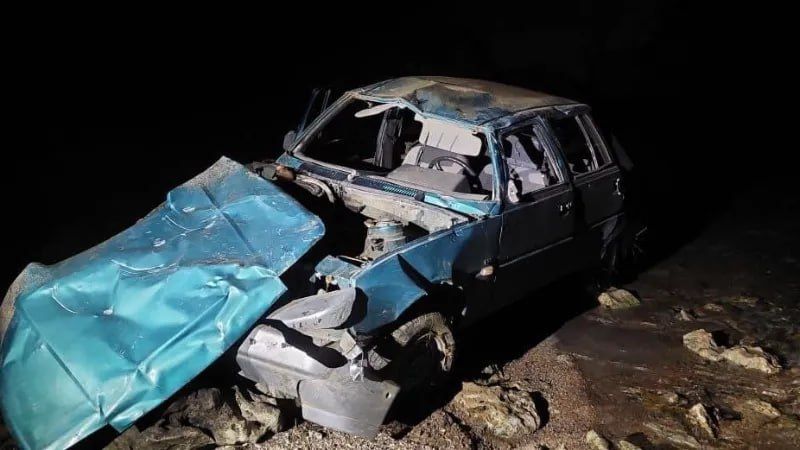 Крымчане выжили после падения автомобиля с 35-метрового обрыва в море