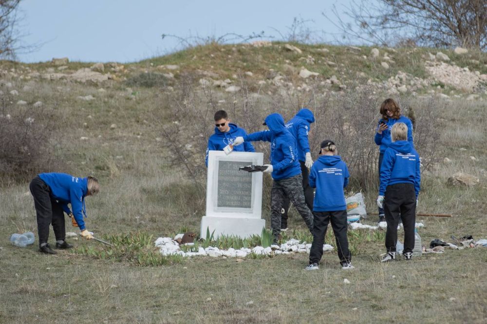 В Севастополе ко Дню Победы приводят в порядок мемориалы и воинские захоронения Великой Отечественной войны