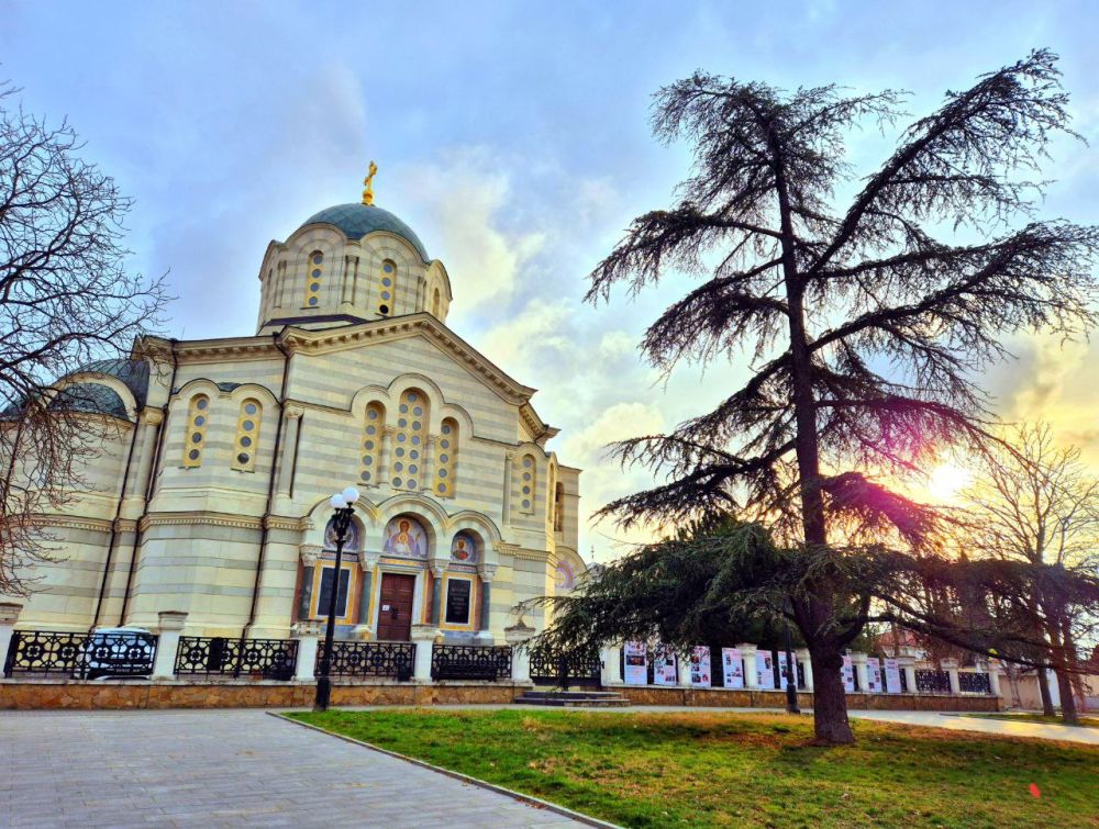 ������ � ����������� 25 �����