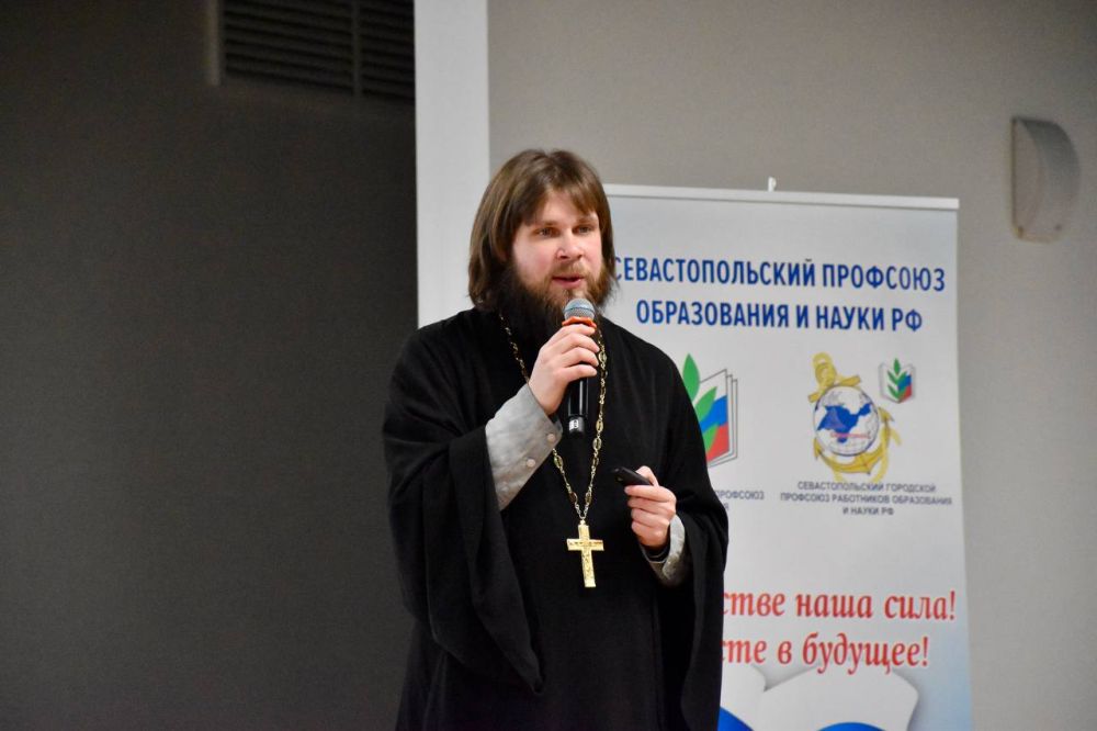 � �������-�������� ��������� ������ �������� ��������� VIII ����� ������� ���������: ������ �������� � �������� �������-������������� ���������� ����� � ��������