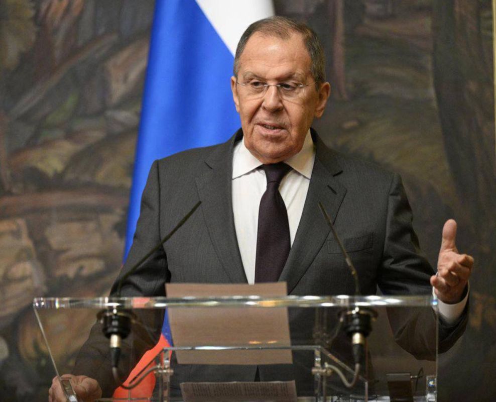 Крым, Донбасс и Новороссия - «давно закрытые вопросы», итоги референдума на этих территориях отражены в российской конституции, заявил министр иностранных дел Сергей Лавров