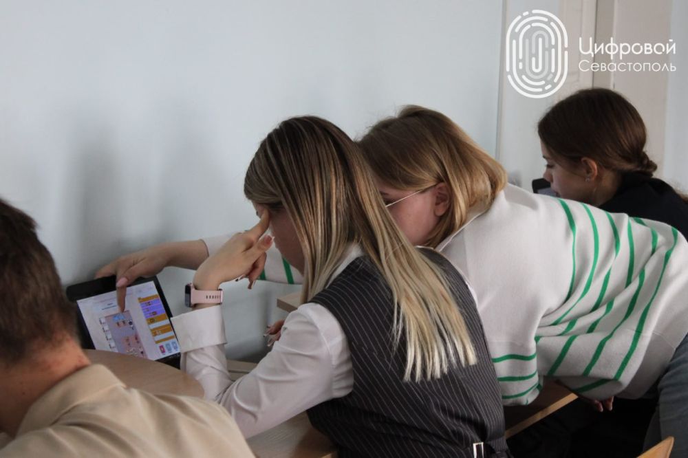 Сегодня провели два Урока цифры в школе №27 в Любимовке Сегодня провели два Урока цифры в школе №27 в Любимовке