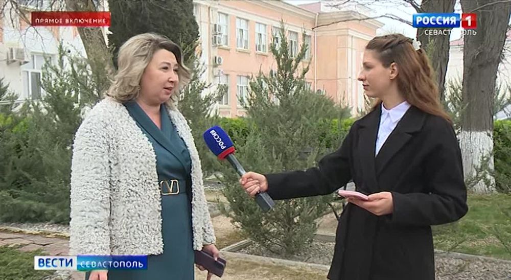 В Севастополе в школах открылась запись в первый класс