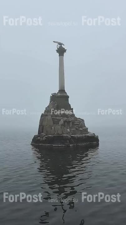 Севастопольскую бухту укрыл густой туман