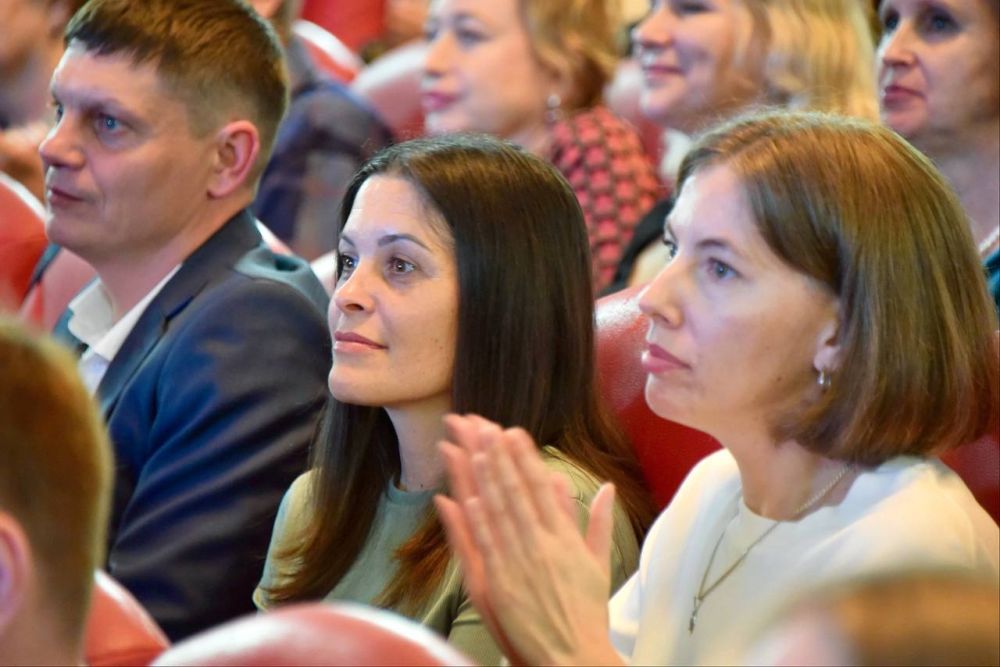 �������� ������: ������� ����������� 100 ��� �� ��� ��������� ���� ���������� � �����������, ������� ����� � ������� �������� ������������ �������������� ������ ������