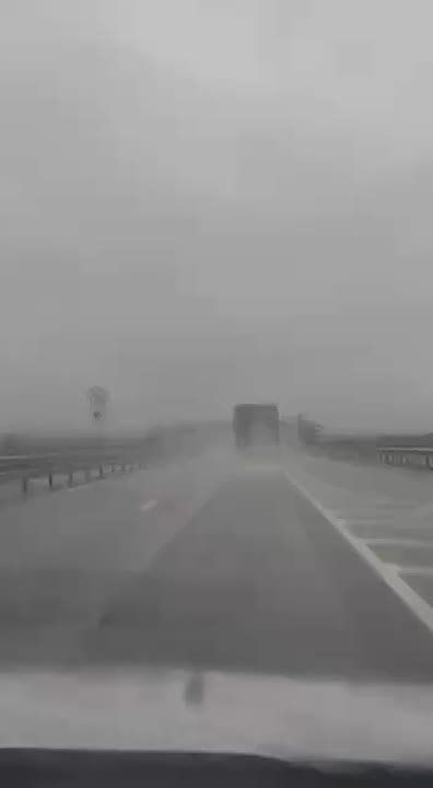 Ливень на «Тавриде». дорога из Симферополя в Севастополь @chp_simferopol