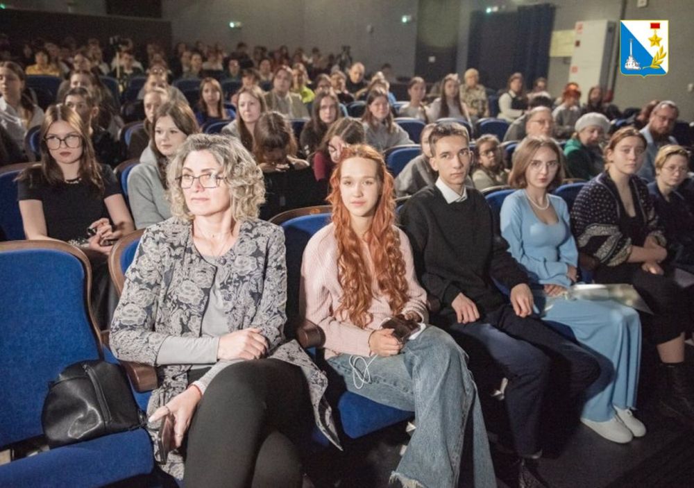 ��������� ��������� ������ �������� �������� ��������� � ��������������� ���� �������