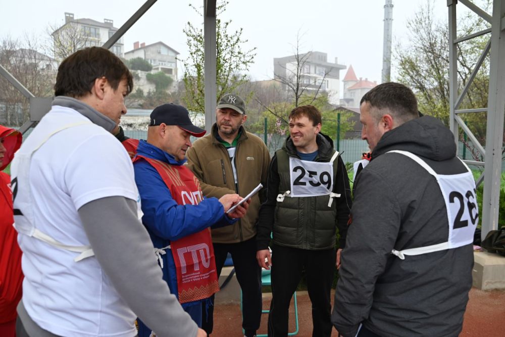 У природы нет плохой погоды, а для спортсменов любая погода - благодать! У природы нет плохой погоды, а для спортсменов любая погода - благодать!