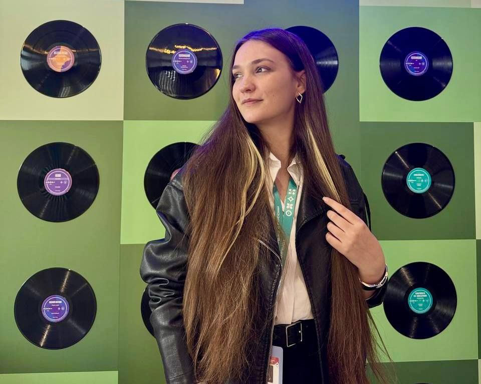 Держим вектор на творчество Держим вектор на творчество