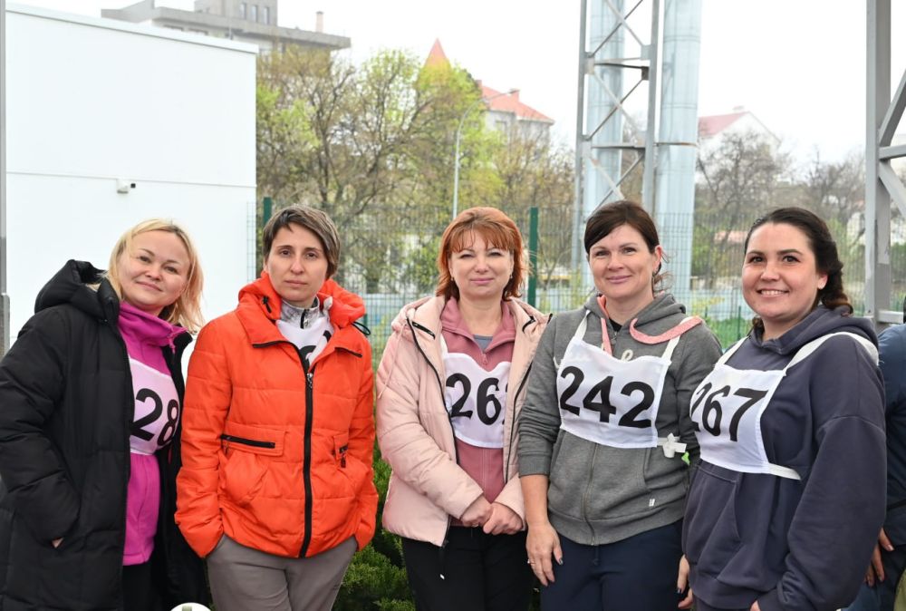 У природы нет плохой погоды, а для спортсменов любая погода - благодать! У природы нет плохой погоды, а для спортсменов любая погода - благодать!