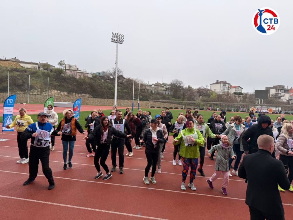 �� �������� ��� ����� 200-����� ������ ��������� ������ � ����� � �������