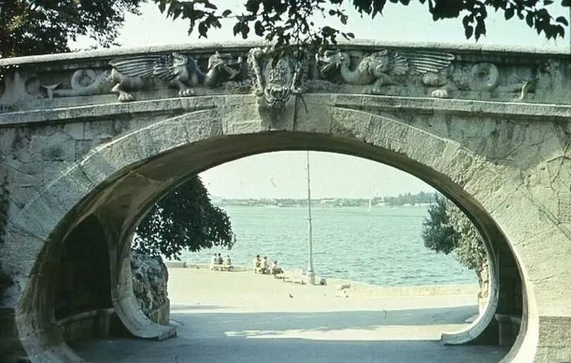 Мост влюбленных в 1983. Фото Юрия Хлебинского Слава Севастополя