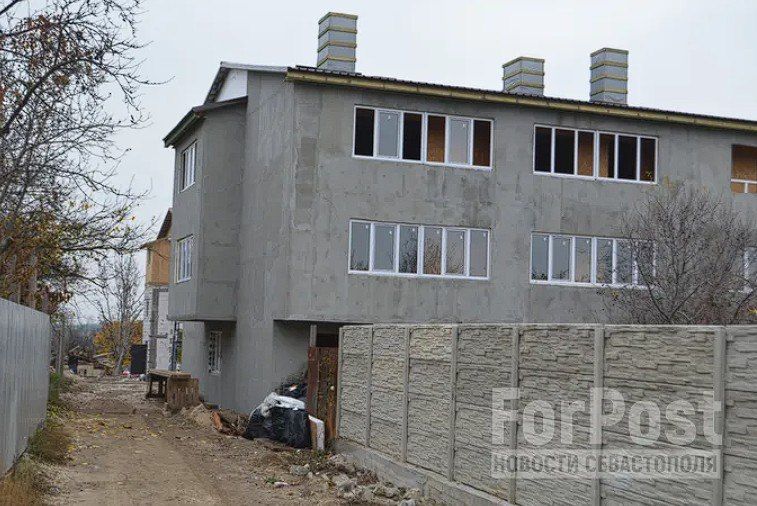 В Севастополе могут узаконить ещё один многоквартирник на землях ИЖС