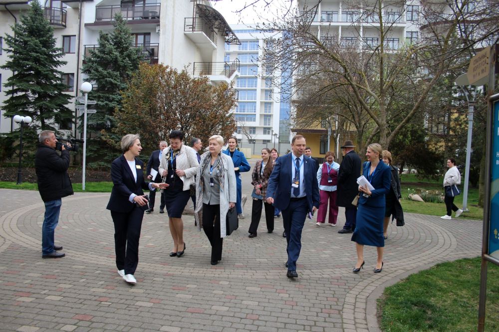 ��������� �������: � ������ ������ XLII ����������� ����-���������� ������������� ���������� ������ ��������� �������� �� ���������� ��������, ����� � ���������������