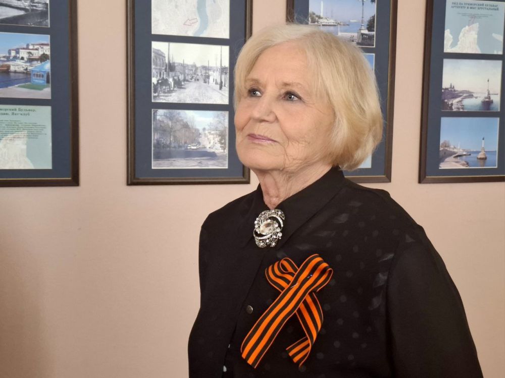 В Нахимовском районе прошла церемония вручения медалей «80 лет Победы в Великой Отечественной войне»