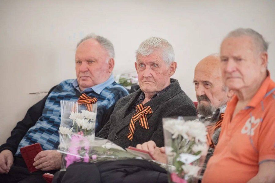 ������� ����������� ����������� � �������������� ����������� ����������� ������� ������ �80 ��� �������