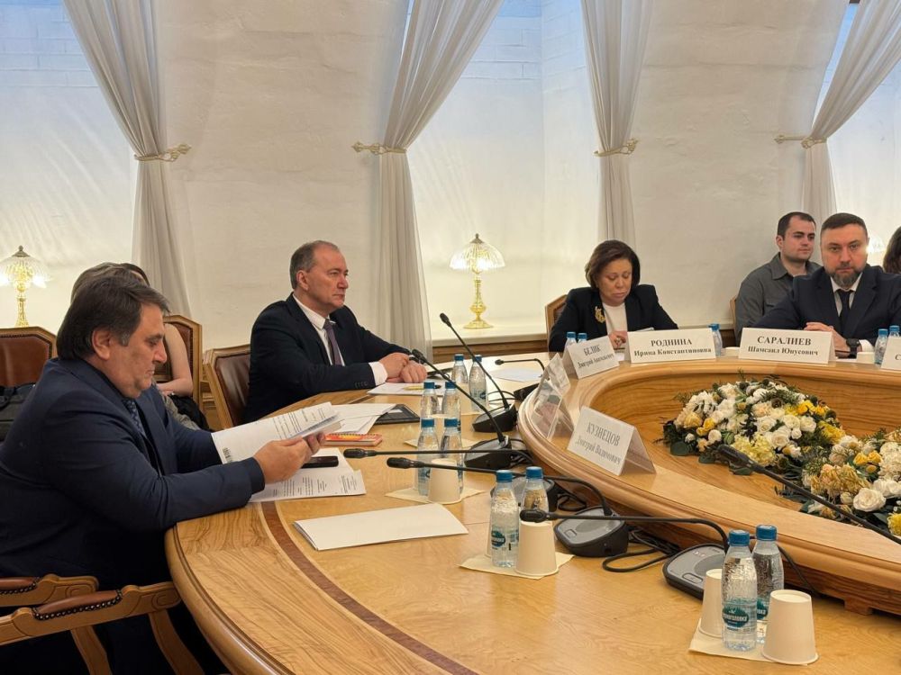 Дмитрий Белик: Комитет Государственной Думы по международным делам в ходе сегодняшнего заседания рекомендовал Госдуме ратифицировать Соглашение между Правительством РФ и Правительством Лаосской Народно-Демократической...