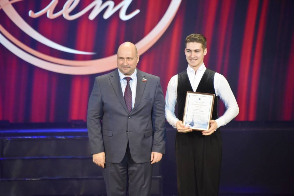 � ������ ����� ������������ ������ ��������� ������� � ����� 25-����� ���������������� �������������� ������ ����� ����� ������ ���������