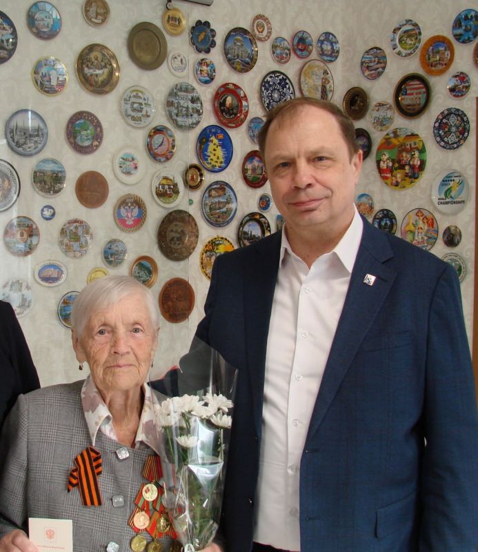 ��������� �������: ������������ ��� ����� ������� �������� � ���� ������