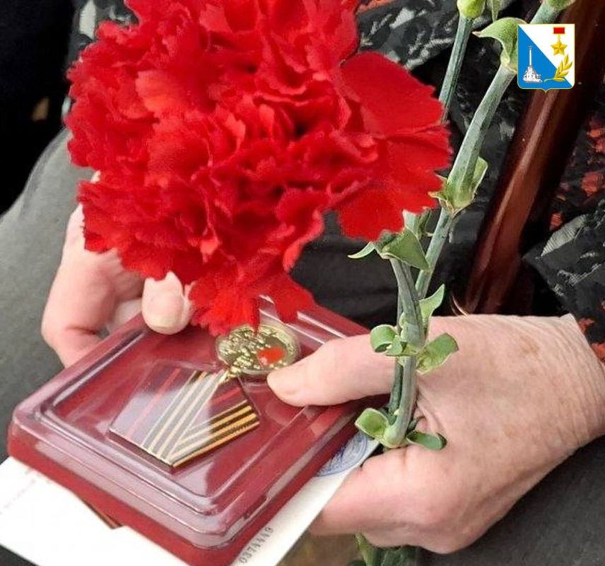 � ����������� ������� ������ ����� ���������� �������