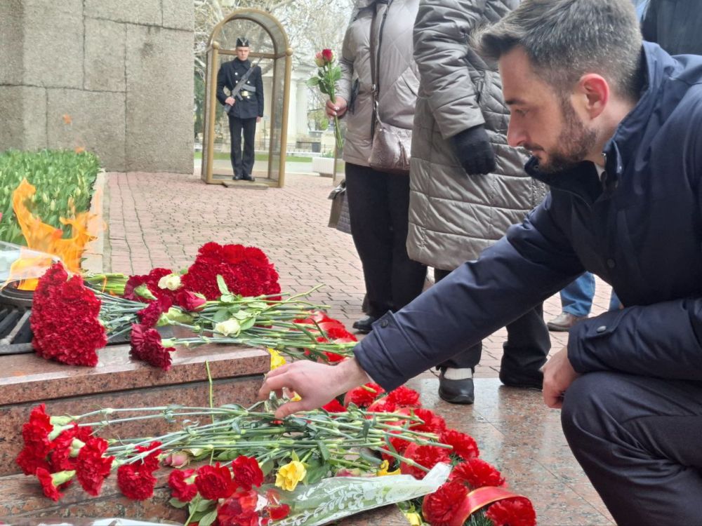 � ����������� ������� ������ ����� ���������� �������