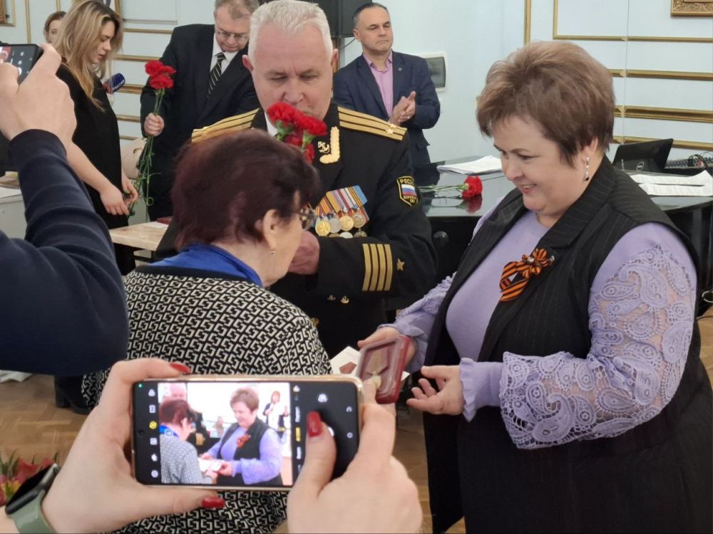 � ����������� ������� ������ ����� ���������� �������