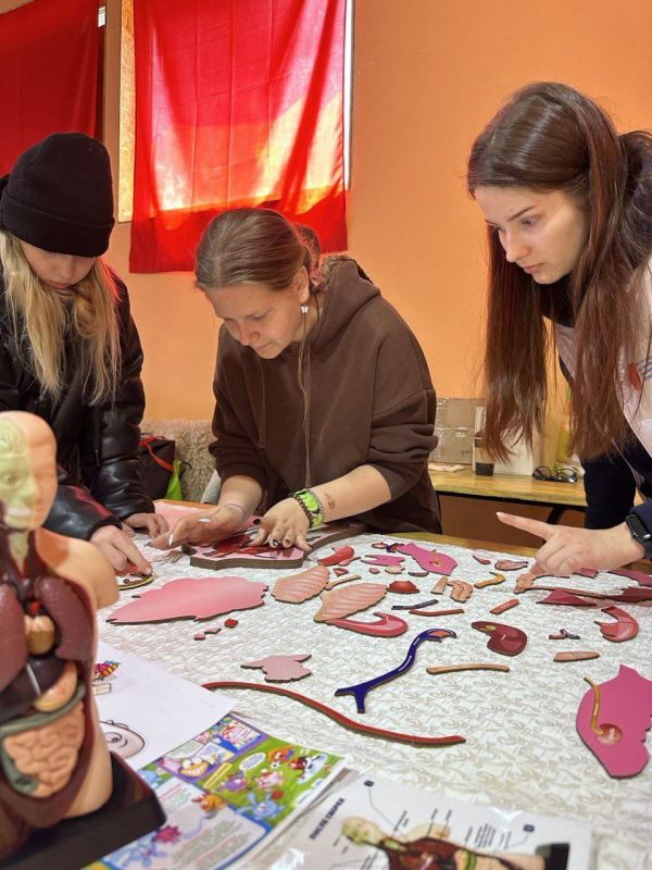 Севастопольцы присоединились к акции «Будь здоров, как космонавт!» Севастопольцы присоединились к акции «Будь здоров, как космонавт!»