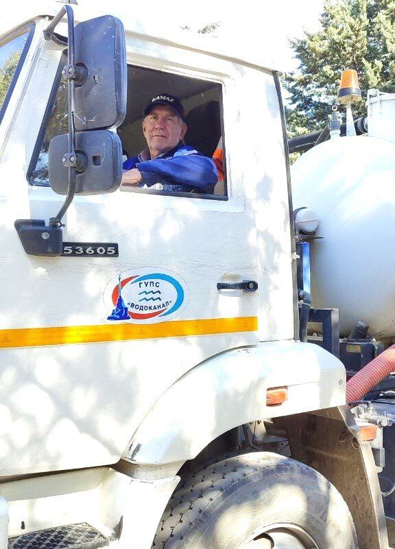 Водоканал: Кто-то устает на работе и ищет уединение и покой