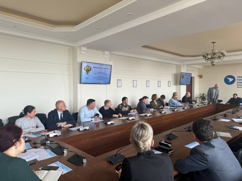 На базе Севастопольского государственного университета состоялся семинар-совещание на тему противодействия коррупции, организованный прокуратурой города Севастополя совместно с Управлением по профилактике коррупционных и...