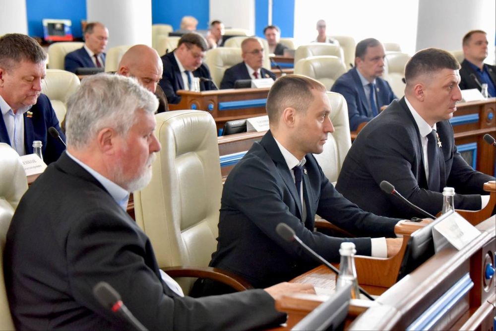 Денис Кондратьев: На очередном пленарном заседании Законодательного Собрания города Севастополя III созыва рассмотрели ряд важных вопросов Денис Кондратьев: На очередном пленарном заседании Законодательного Собрания города Севастополя III созыва рассмотрели ряд важных вопросов