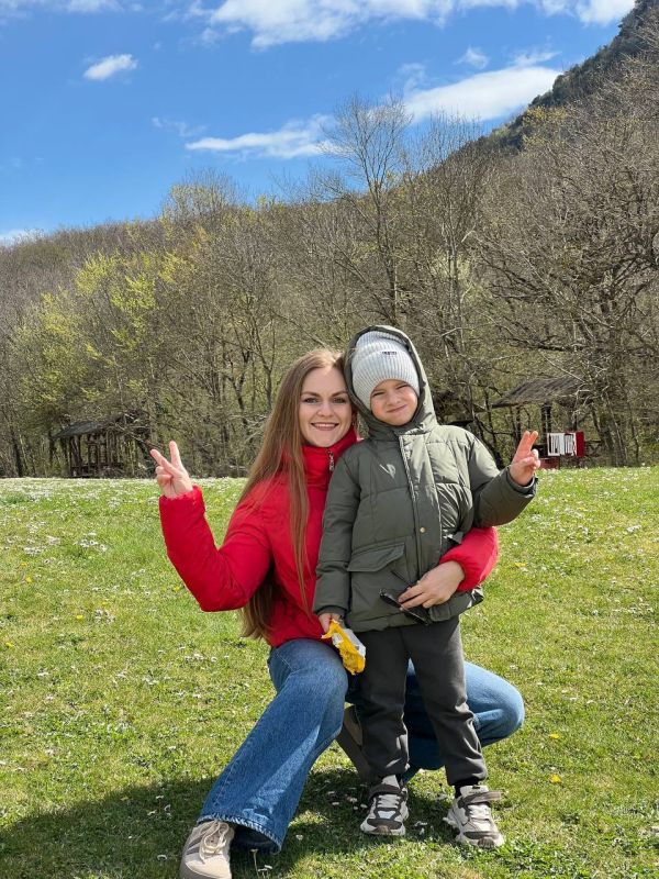 Денис Кондратьев: Пятница – отличный повод спланировать выходные! Я предлагаю вам найти время и провести его в кругу семьи, ведь это самое ценное, что у нас есть Денис Кондратьев: Пятница – отличный повод спланировать выходные! Я предлагаю вам найти время и провести его в кругу семьи, ведь это самое ценное, что у нас есть